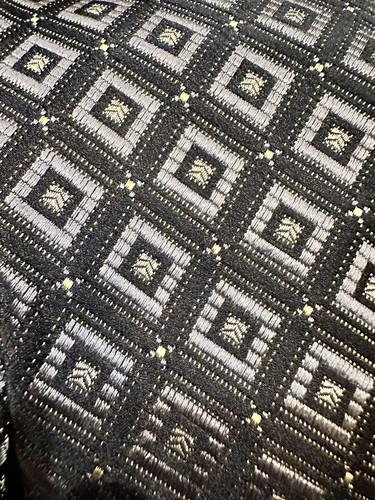 Yves Saint Laurent pour homme YSL Mens Blue Silver 100% Woven Silk Necktie Reg - Picture 14 of 16