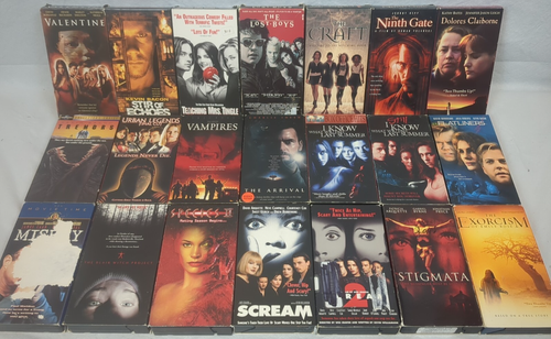 Lot of 20 - Horror VHS Tapes -Scream Species Tremors Stigmata Flatliners