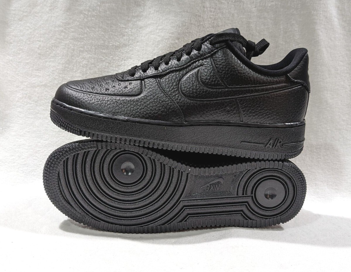 シューズ(男性用) Nike Air Force1 Pro-Tech WP Triple Black Nike Air Force 1 Low '07 Pro-Tech WP 'Triple Black' – Puffer