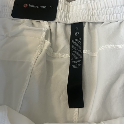 NWT Men’s Lululemon Athletica Bowline Short 5" Stretch Cotton VersaTwill Shorts - Picture 2 of 5