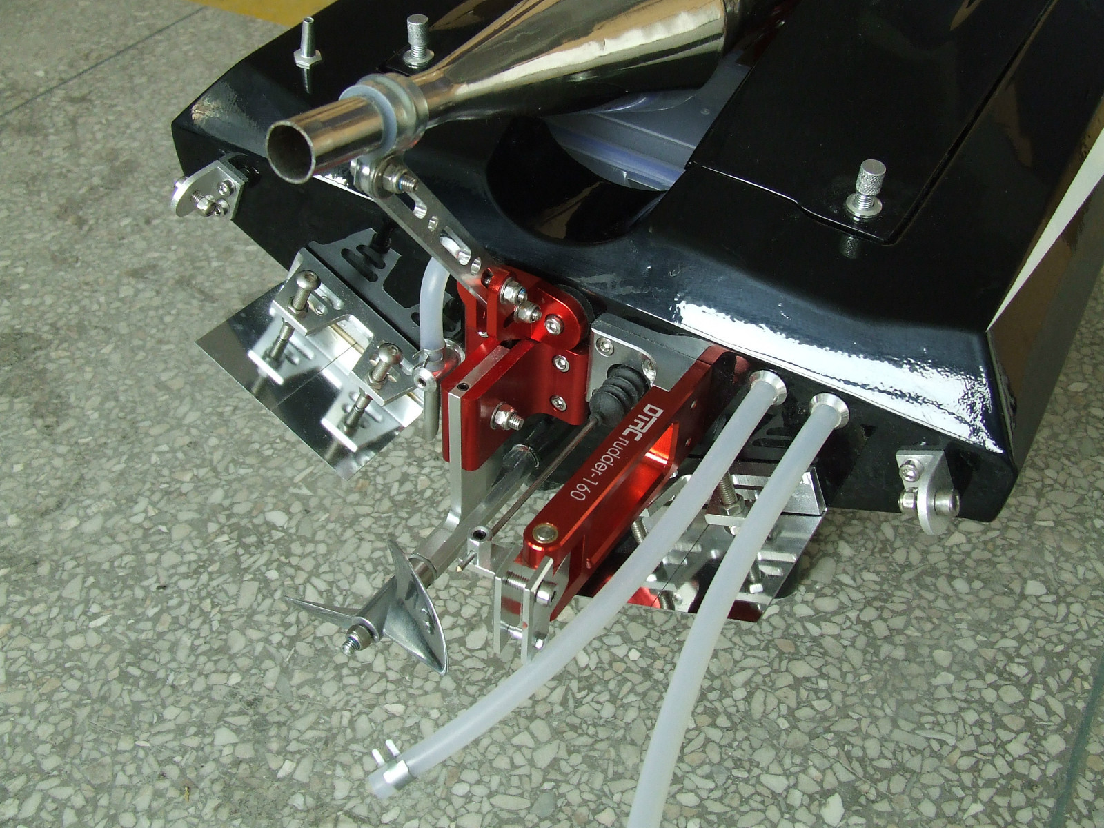Picture 3 of 8