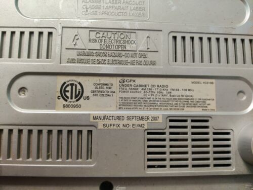 GPX Under Cabinet CD Player AM FM Radio Digital Clock & Alarm KC318S - Picture 2 of 6