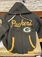 Green Bay Packers Men’s 90’s Reversible “VINTAGE”Reversible This Jacket Is Sick.
