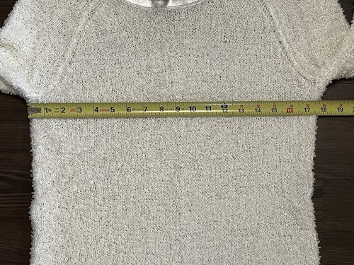 Hinge Medium White Long Sleeve Breathable Nylon Sweater - Picture 6 of 7