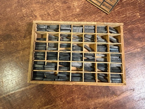 Vintage Printing Cabinet Case w/ Small Metal Letterpress .16" Type 12 Pt ? 160+ - Picture 8 of 11