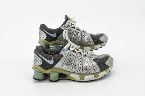 Nike Damenschuh Shox Cognescenti Größe 9,5 M sportlich Laufen Sneaker gebraucht xq