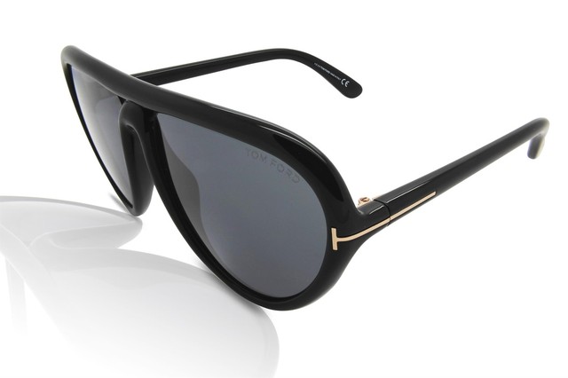 Tom Ford FT0769 Arizona Occhiali da sole da donna 01A - Nero lucido/fumo Tom Ford FT0769 Arizona Occhiali da sole da donna 01A - Nero lucido/fumo