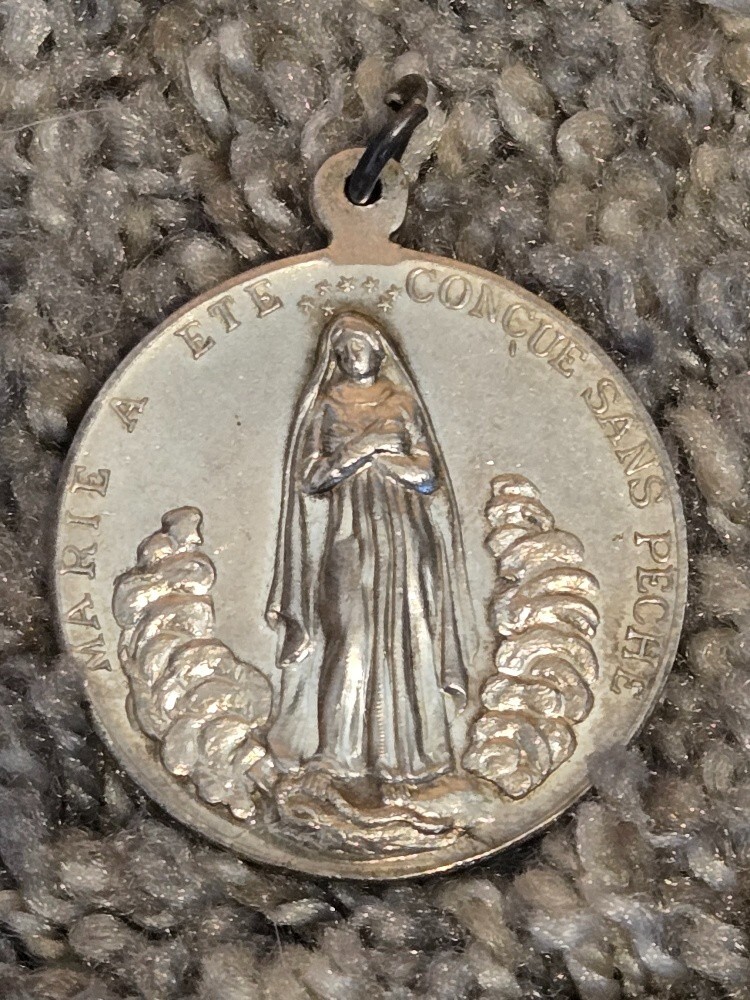 Picture 1 of 4