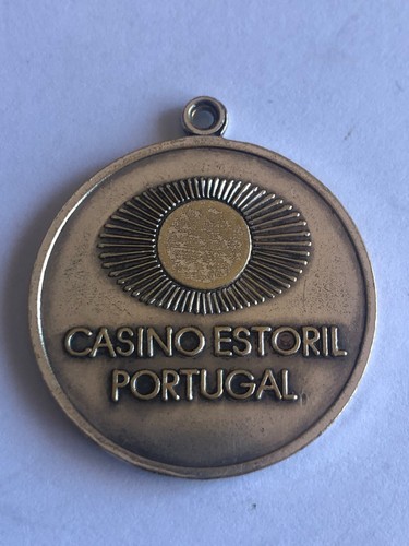 Vintage Casino Estoril Medal Keychain Rare inauguration 28 March 1968 Rare - Picture 2 of 3