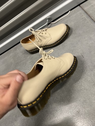 Dr. Martens 24256 Womens Size 10 Clog Lace Up Shoes Taupe Virgina Cream - Picture 7 of 16