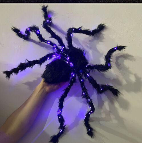 30-150cm Riesen Spinne mit lila LED-Licht Halloween Deko Gruselige Requisiten - Bild 7 von 13