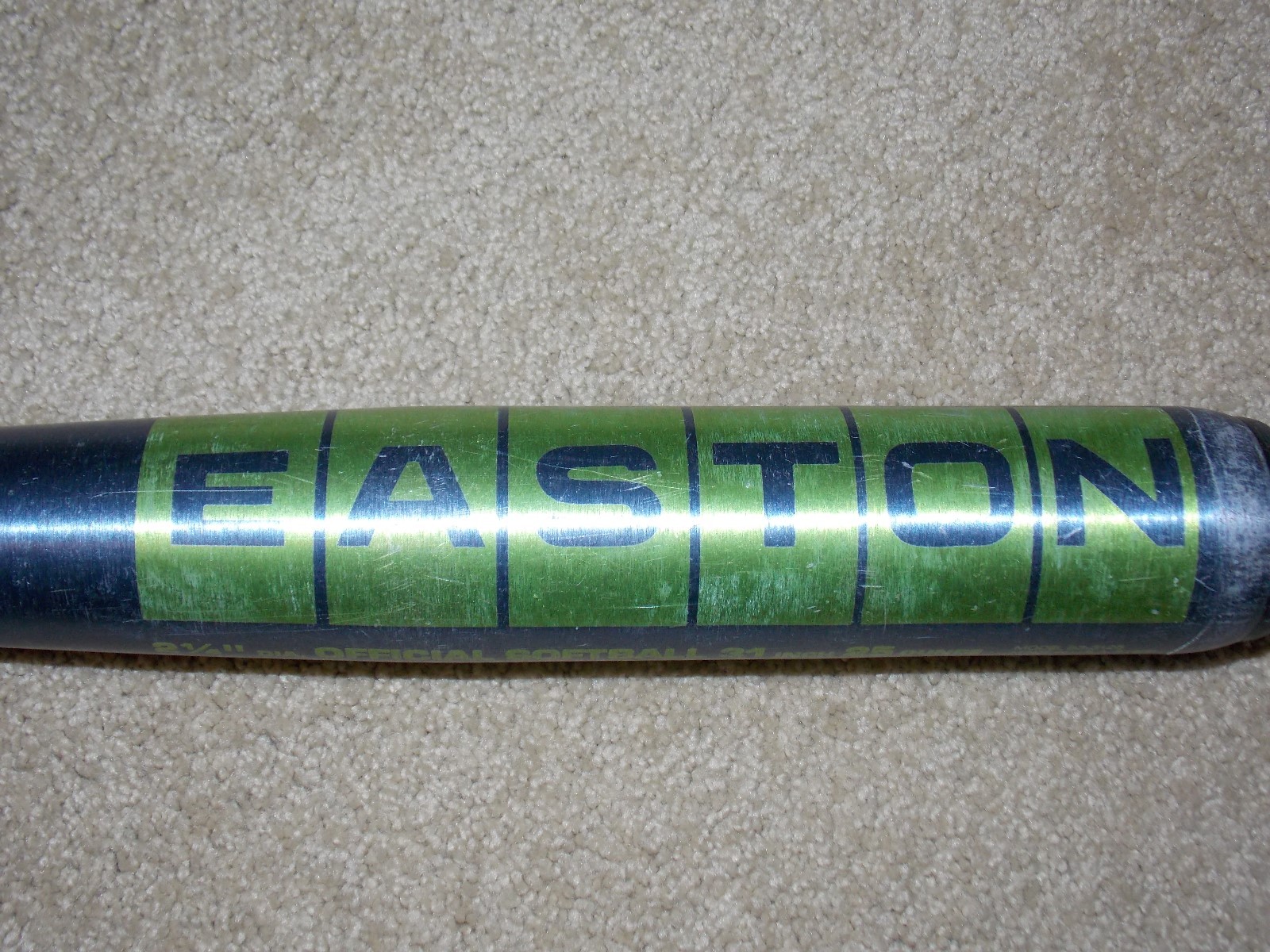 Easton Smoke Model S3 3125 Official Softball Bat 31 25 2 1/4" diameter vintage Easton Smoke Model S3 3125 Official Softball Bat 1/4
