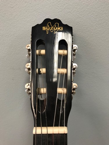 Full Size Classic M. Suzuki Guitar- Santa Fe Series Model SNG-300 with Hard Case - Picture 5 of 15