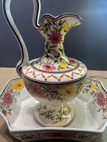 Portugal SA LEART CO Hand-painted porcelain pitcher and basin 2-piece set - Picture 3 of 24