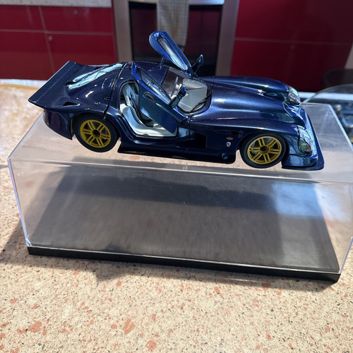Autoart Panoz Esperante GTR-1 Blue 1:18 Scale Diecast Model Car - Picture 1 of 12