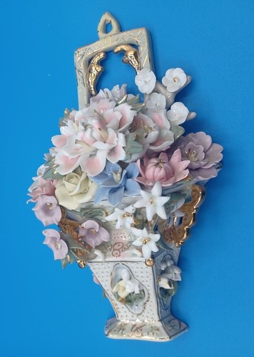 Antiker Dresdner Porzellan Capodimonte Stil 3D Blumenkorb Wanddeko 2er Set - Bild 11 von 15