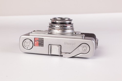 Durst Automatica 35mm Film Camera - Worlds First Aperture Priority 35mm Camera - Picture 7 of 11