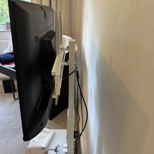 RCA RB32HD1 32 Inch TV, Dolby Digital Audio TV, HD LED Backlighting Display. - Picture 7 of 11