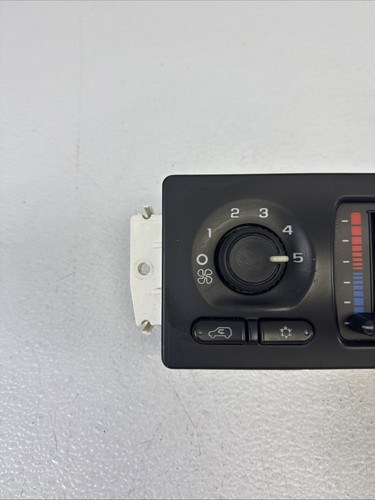03-09 Chevy GMC Trailblazer Envoy Climate Control A/C with Rear Defrost OEM - Picture 2 of 13