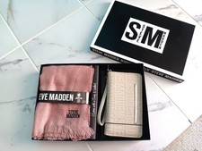 Steve Madden ivory color Zip Wallet Wristlet and salmon pink Scarf Gift Set NEW