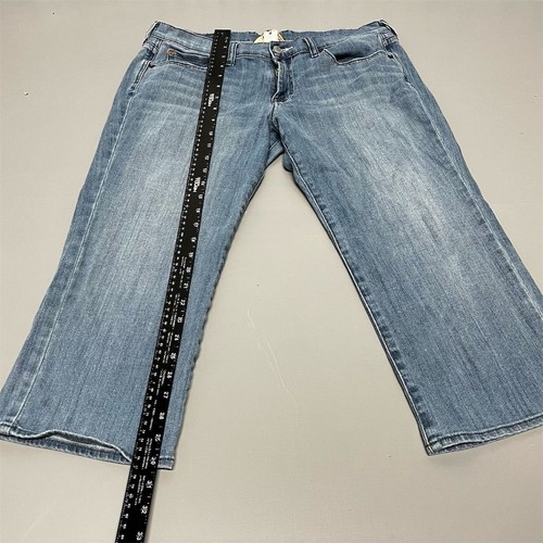 Lucky Brand Capri Jeans Women’s 12/31 Western Light Wash Stretch - Picture 7 of 11