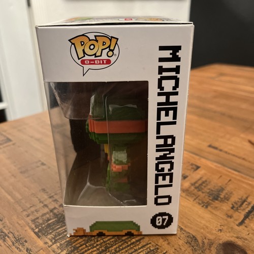 Funko Pop! 8-Bit: Teenage Mutant Ninja Turtles - Michelangelo #7 - Picture 2 of 6