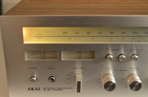 vintage Akai AA-1050 Stereo Receiver Phono 1976-8 HiFi silver face 50WPC vg - Picture 15 of 15