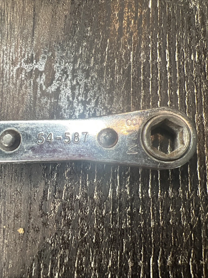 Llave de caja de trinquete de 6 puntos Armstrong 54-587 7 x 8 mm EE. UU. Foto 2 de 4