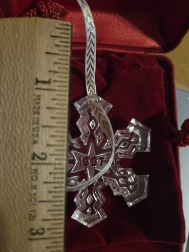Vintage 1997 Waterford Cristal Copo de Nieve Adorno de Navidad En Caja - Imagen 3 de 3