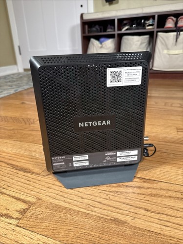 NETGEAR Nighthawk C7000v2 AC1900 Wi-Fi Cable Modem Router - Tested & Working! - Picture 4 of 5