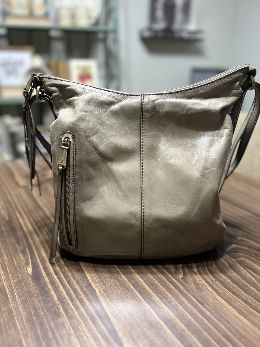 HOBO Blaze Leather Convertible Backpack/Shoulder Bag in Sagebrush Backpack Straps Leather Blaze Bucket Backpack Buy Tan  main image 2