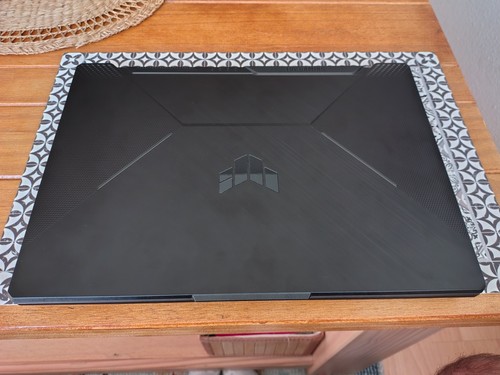 Laptop gamingowy ASUS TUF F15 FX506HC - jak nowy RTX 3050 • 144Hz - Zdjęcie 2 z 7