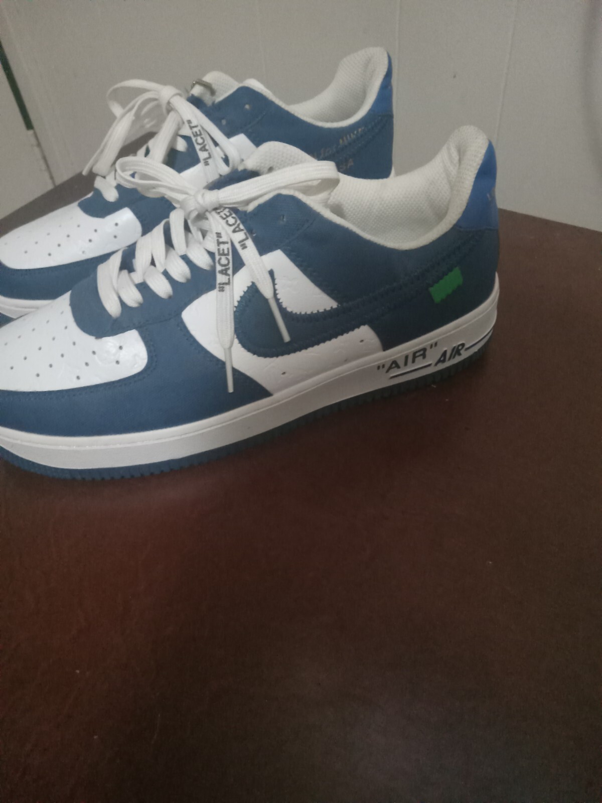 Picture 2 of 5