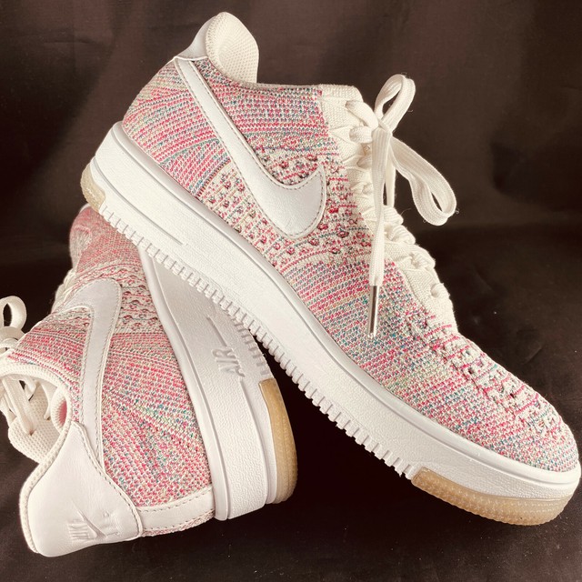 Size 10 - Nike Air Force 1 Flyknit Low White Radiant Emerald for Size 10 - Nike Air Force 1 Flyknit Low White Radiant Emerald for
