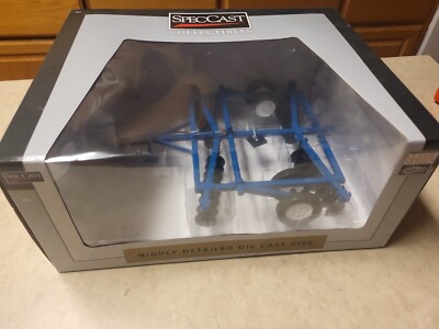 10 FOOT DISC HARROW BLUE 1/16 DIECAST MODEL BY SPECCAST CUST1962