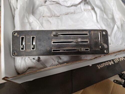 4070 international AC/ heater control unit - Picture 4 of 4