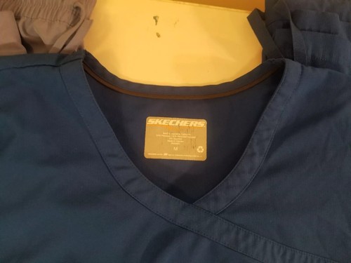 Sketchers Barco Scrubs Set Navy Medium Top/Straight Leg + Light Blue Joggers EUC - Picture 8 of 21