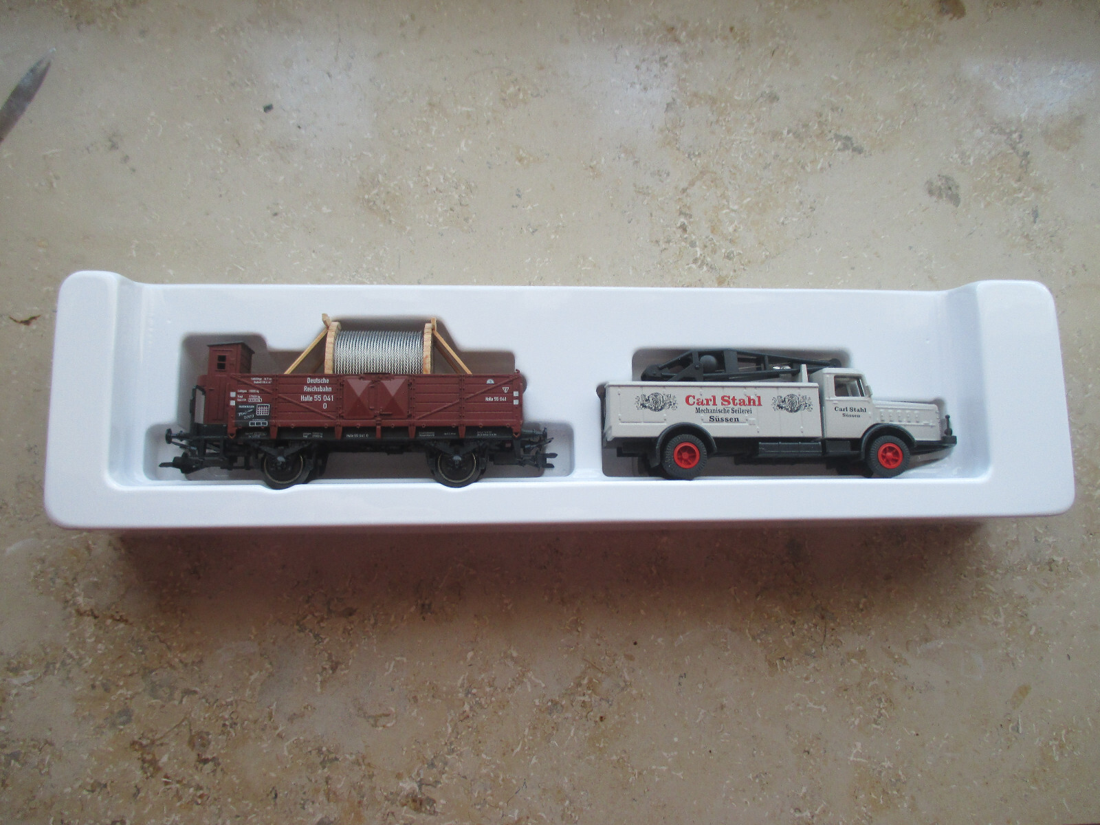 Foto 2 di 3