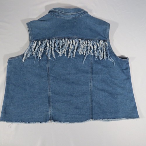 Cato Est 1946 Denim Size 22/24 W  Women's Medium Wash Denim Fringe Vest Jacket - Picture 2 of 7