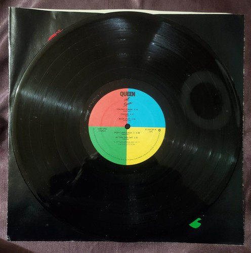 Queen - Hot Space LP Elektra E1-60128 1982 1st Pressing w/ Inner Sleeve - Picture 5 of 6