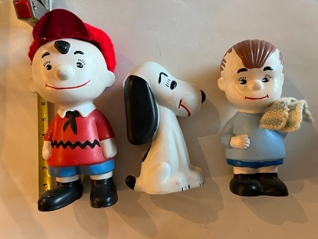 Vintage 68'-70's Charlie Brown/Snoopy Peanuts Collectible