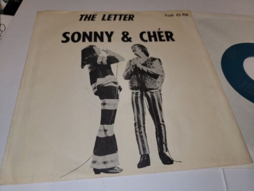 VINTAGE 1st PRESS 7" 45 RPM PS RARE THE LETTER SONNY & CHER VAULT #V-916 - Imagen 2 de 10