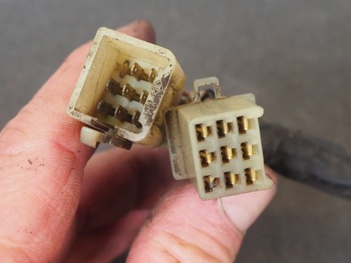 Relay, Lamp Outage Warning SUZUKI GSX1100 ES1-3 1983 38860-49500 15474 - Imagen 3 de 4