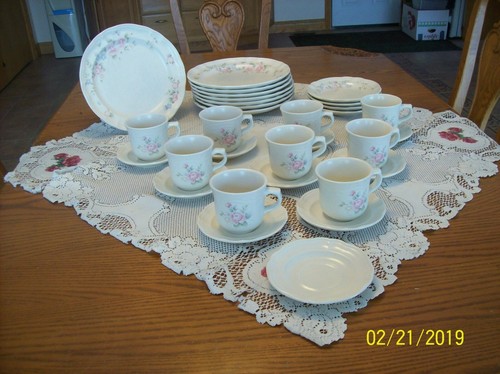 Pfaltzgraff Vintage Tea Rose Pattern 31 Pieces Grouping Made In USA - Picture 11 of 12