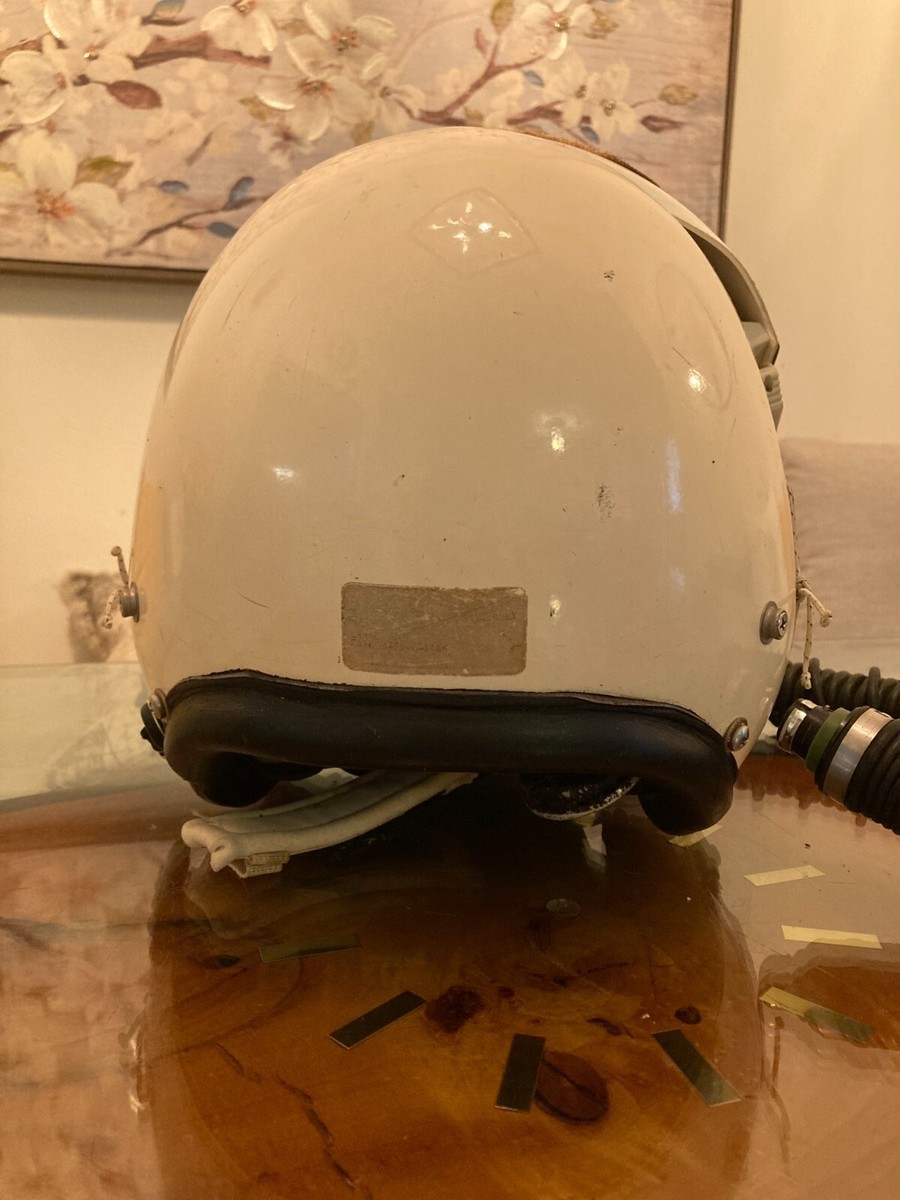 洋書 VINTAGE FLYNG HELMETS 1950s US Navy H-4 Flight Helmet Size Medium MFG GENTEX - w