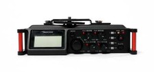 Tascam DR-70D Recorder