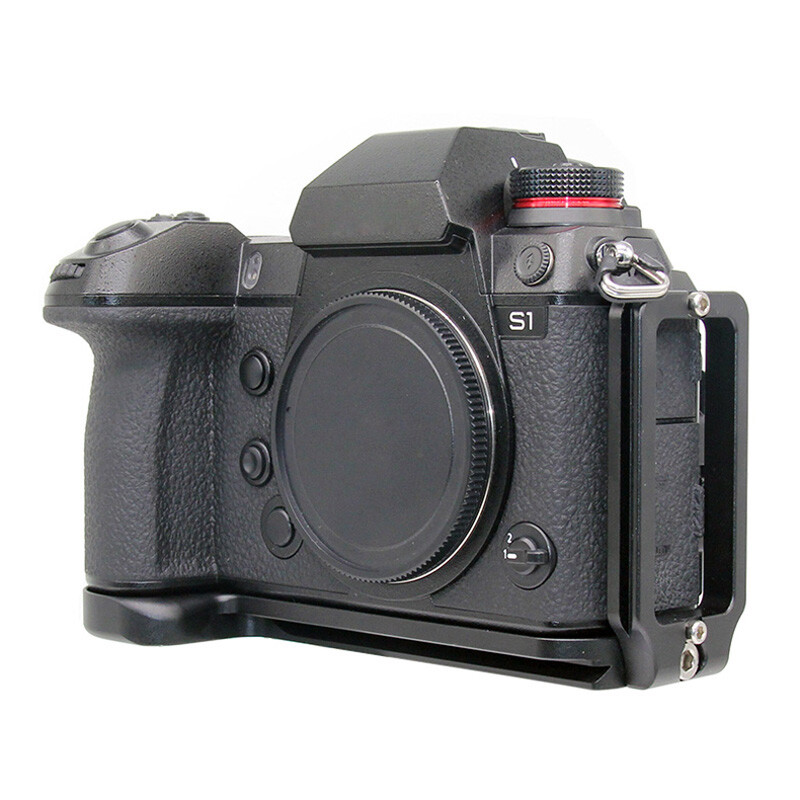 Foto 1 di 9