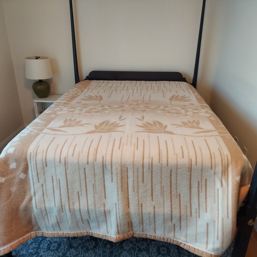 Vintage Luxus Wool/Acrylic Heavy Coverlet Blanket Beige Q/K 102x81" Italy - Picture 7 of 12
