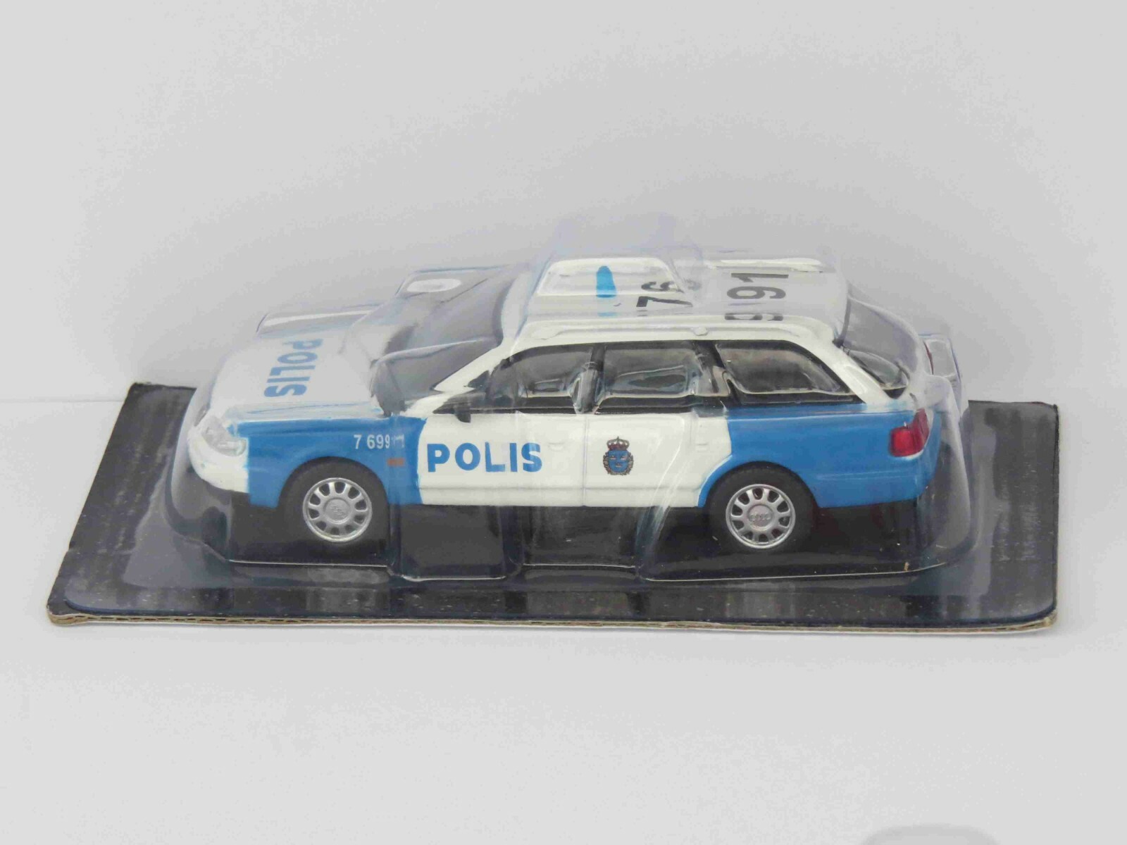 Foto 2 di 2