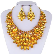TWINKLING AUSTRIAN RHINESTONE CRYSTAL BIB NECKLACE EARRINGS SET PROM N987 GOLDEN